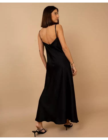 Robe longue effet satin