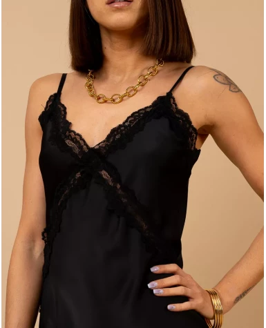 Robe longue effet satin