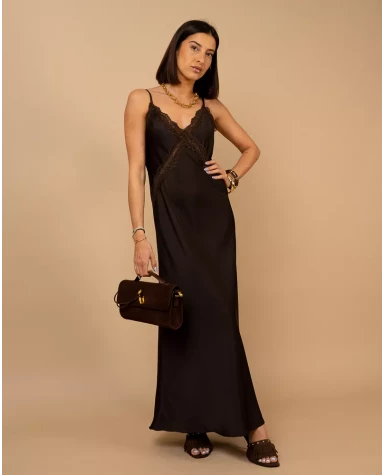 Robe longue effet satin
