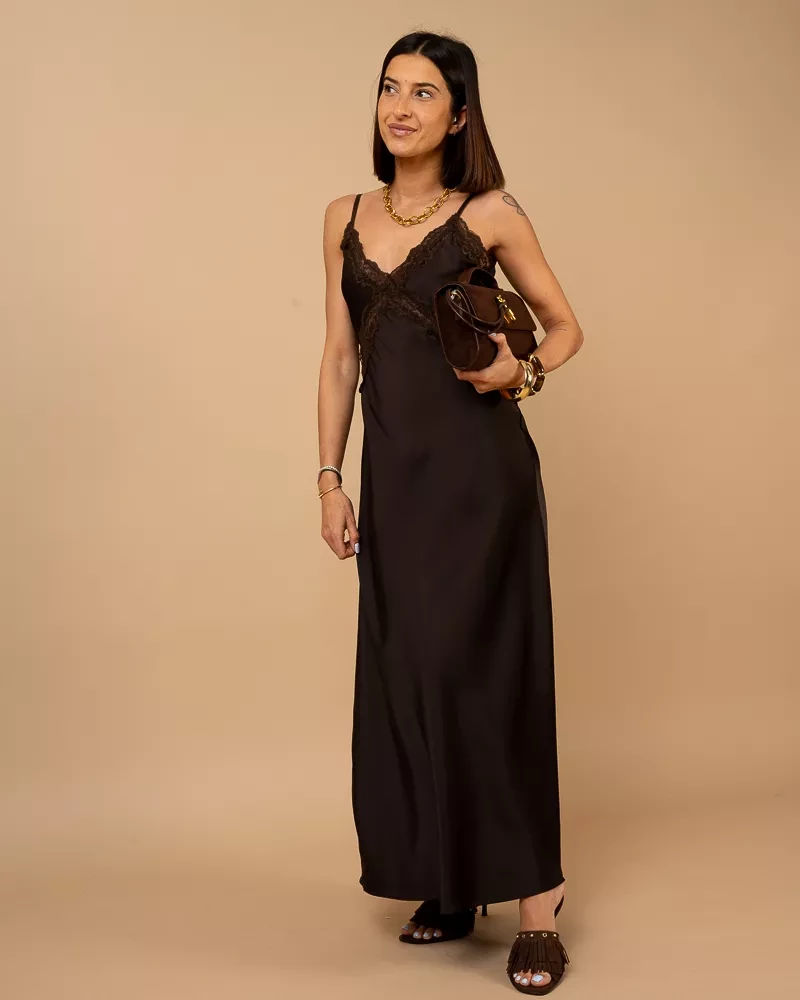 Robe longue effet satin