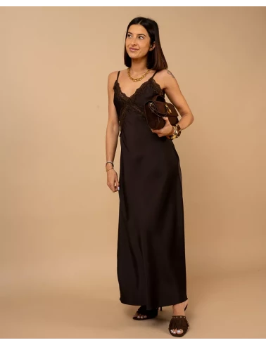 Robe longue effet satin