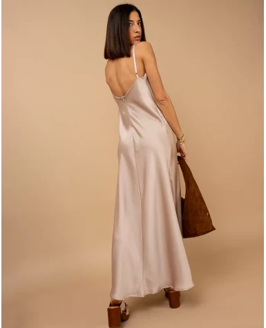 Robe longue effet satin