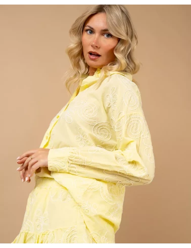 Chemise brodée