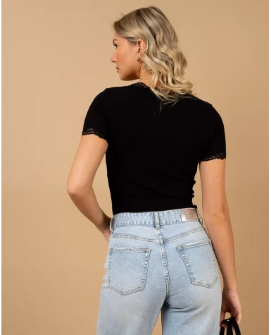 T-shirt dentelle