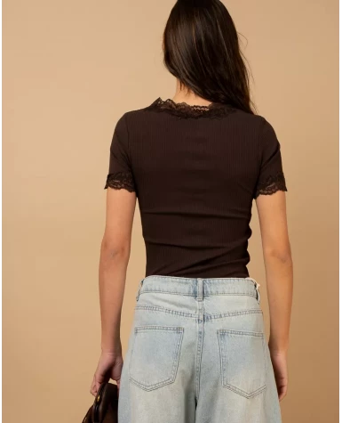 T-shirt dentelle